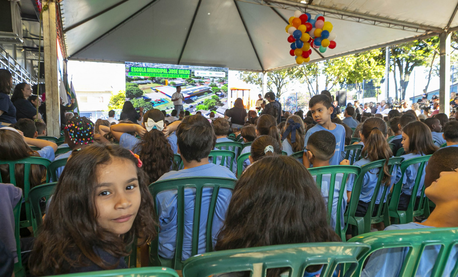 Com aporte de R$ 10 milhões do Estado, escola de Cascavel é inaugurada após reconstrução