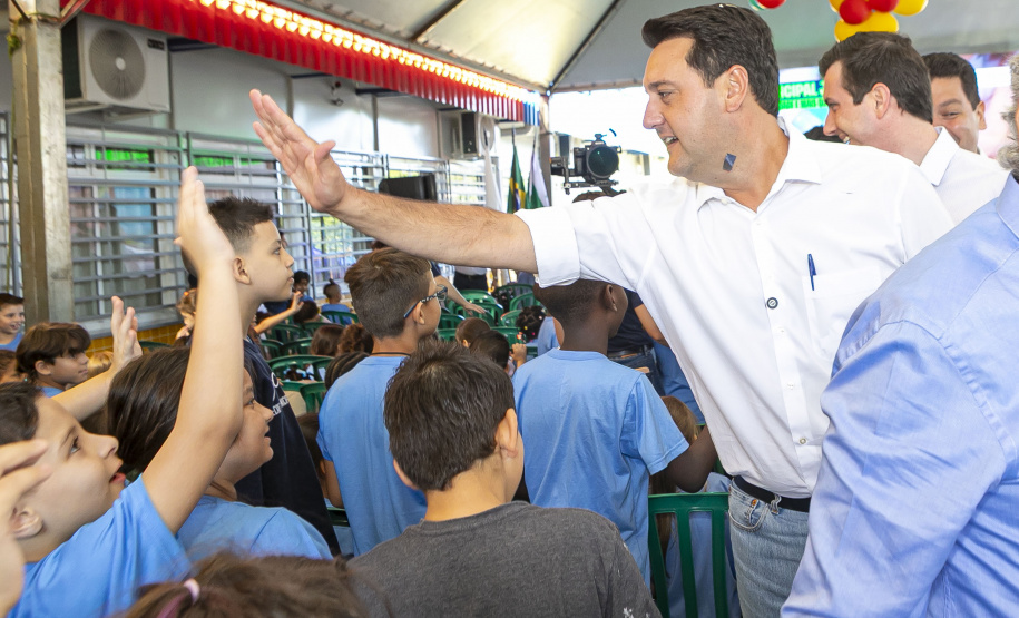 Com aporte de R$ 10 milhões do Estado, escola de Cascavel é inaugurada após reconstrução