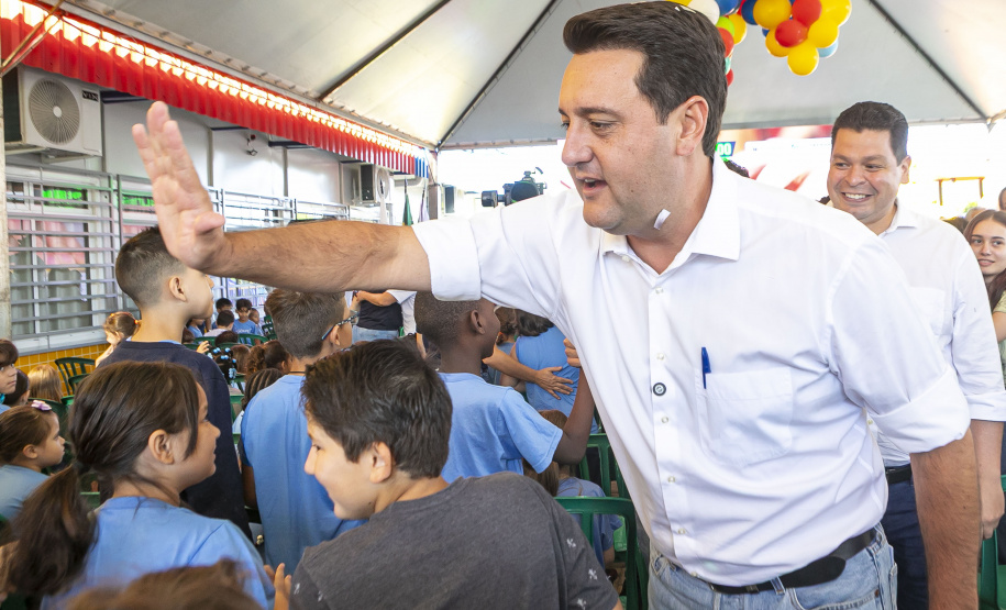 Com aporte de R$ 10 milhões do Estado, escola de Cascavel é inaugurada após reconstrução