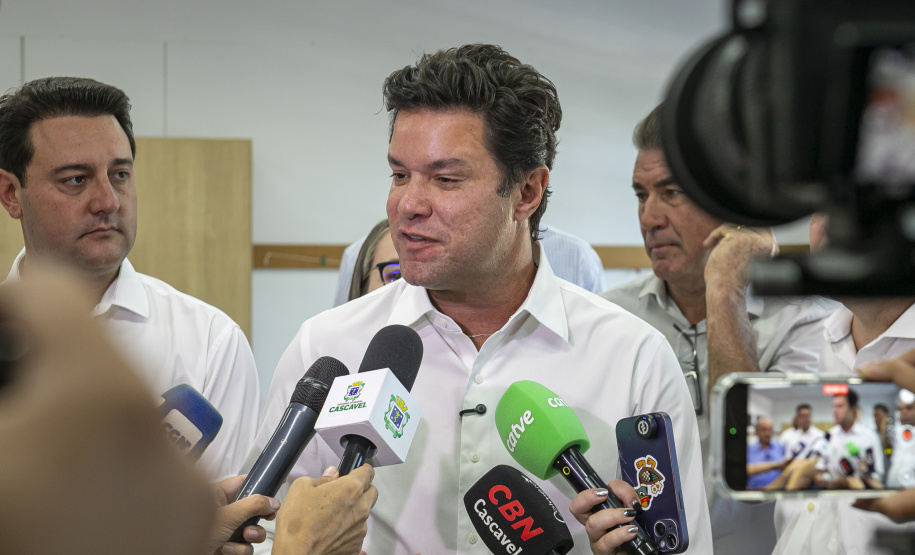 Com aporte de R$ 10 milhões do Estado, escola de Cascavel é inaugurada após reconstrução