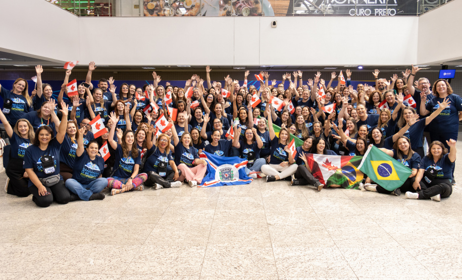 Ganhando o Mundo Professor leva docente de Rio Bonito do Iguaçu ao Canadá