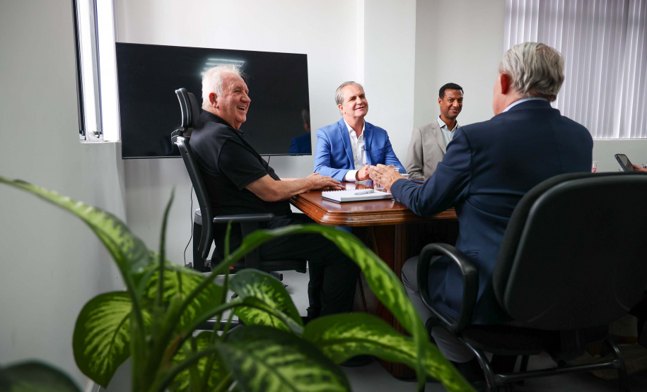 Governo do Estado recebe R$ 29,7 milhões de reais do Banco Mundial para gestão ambiental e sistemas de alerta de risco dentro do Projeto Paraná Eficiente
