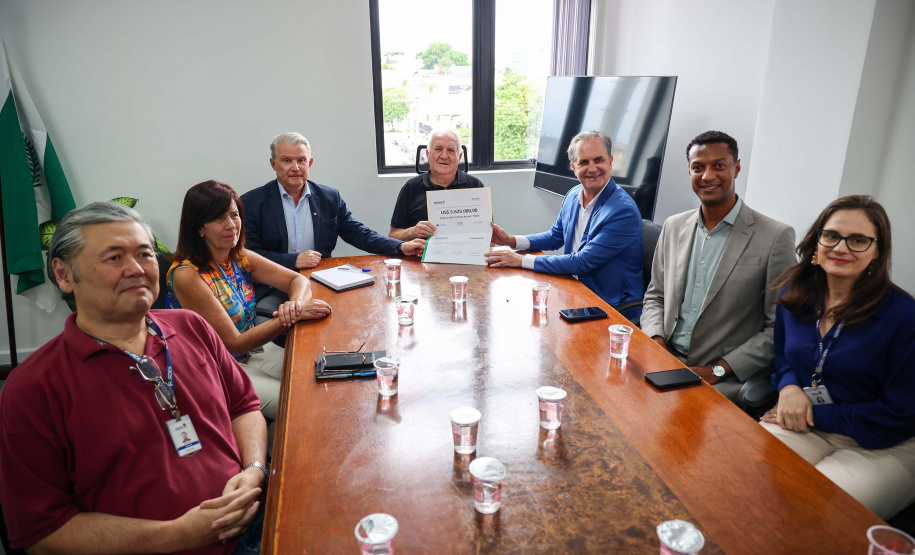 Governo do Estado recebe R$ 29,7 milhões de reais do Banco Mundial para gestão ambiental e sistemas de alerta de risco dentro do Projeto Paraná Eficiente
