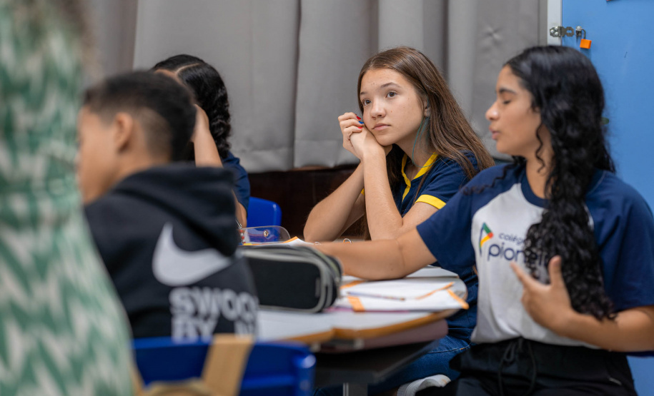 Proposta de estudante da rede estadual vira lei e implementa programa permanente de orientação vocacional no Paraná