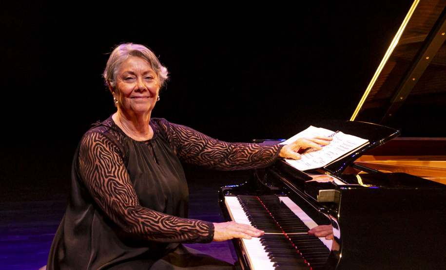 Novo piano marca aporte histórico no Teatro Guaíra e inaugura temporada da OSP