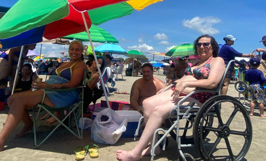 rograma que possibilita acesso ao mar reúne histórias de superação