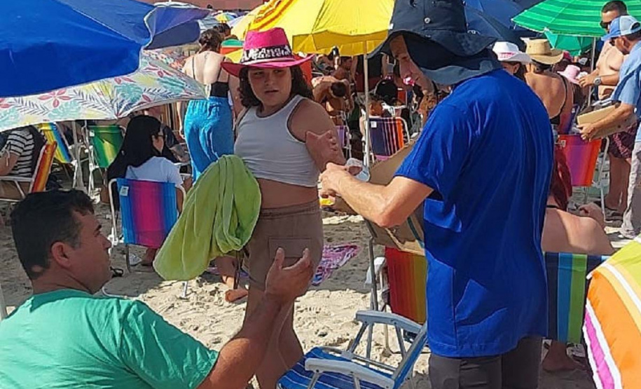 Sanepar já distribuiu 175 mil copos de água durante shows no Litoral