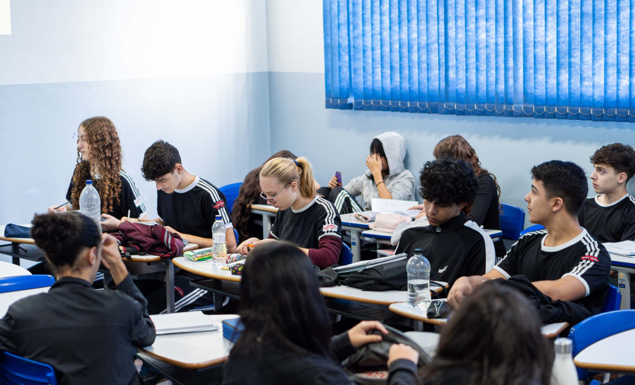 Paraná investe R$ 130 milhões para fortalecer o ensino de Matemática na rede estadual em 2026