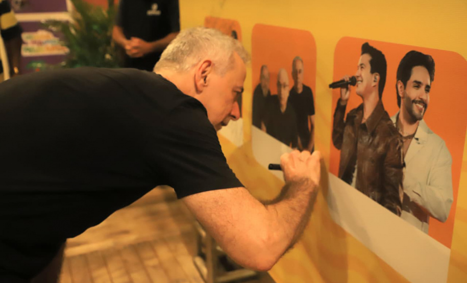 SHOW PARALAMAS DO SUCESSO