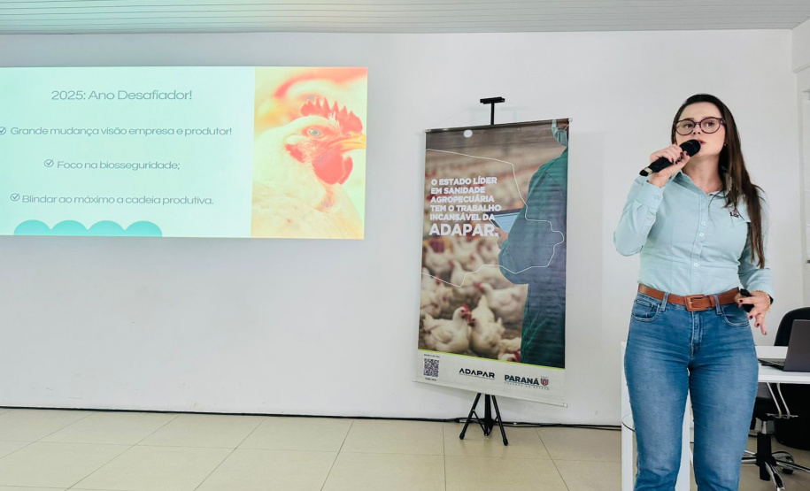 Em reuniões no Show Rural, Adapar aborda temas para o fortalecimento da pecuária paranaense