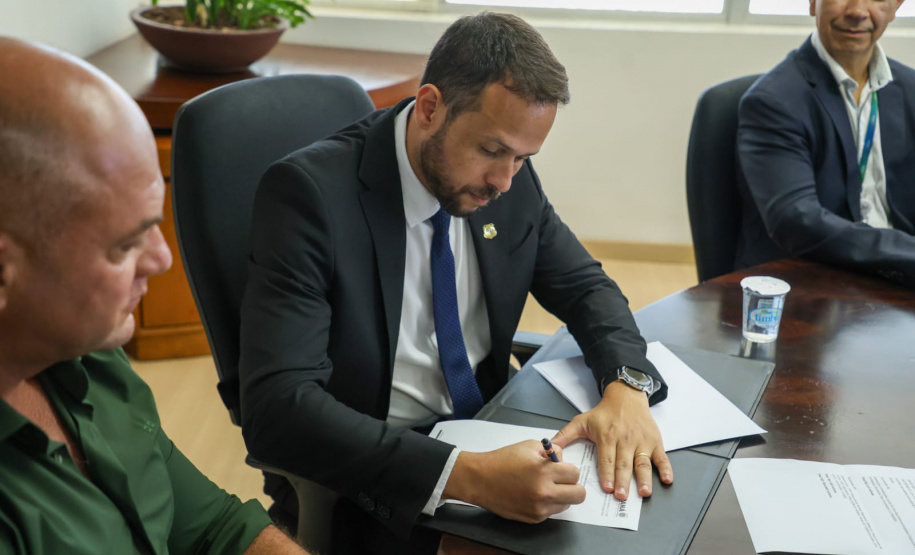 Convênio entre Sesp e Lottopar fortalece rede de laboratórios da Polícia Científica do Paraná