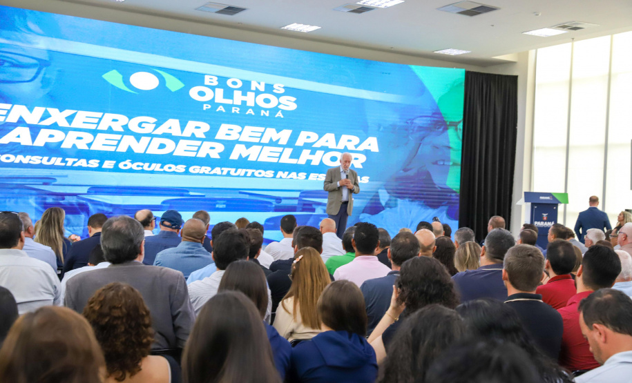 Estado lança 2ª fase do Programa Bons Olhos Paraná para atender mais 540 mil alunos