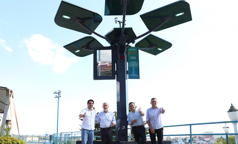 POLÍCIA CIENTÍFICA - IRATI