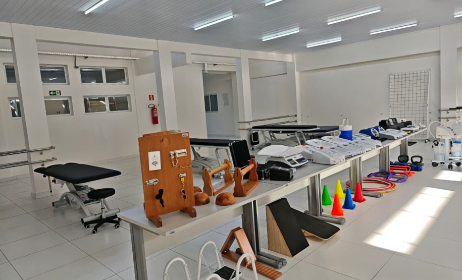 Estado inaugura nova Clínica de Fisioterapia da UENP em Jacarezinho