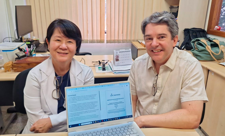 Medicina da UEL ganha selo do Sistema de Acreditação do CFM