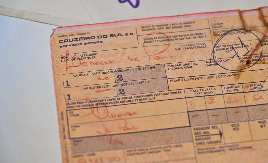 Família de Paulo Leminski recebe, na BPP, textos achados do autor após 44 anos