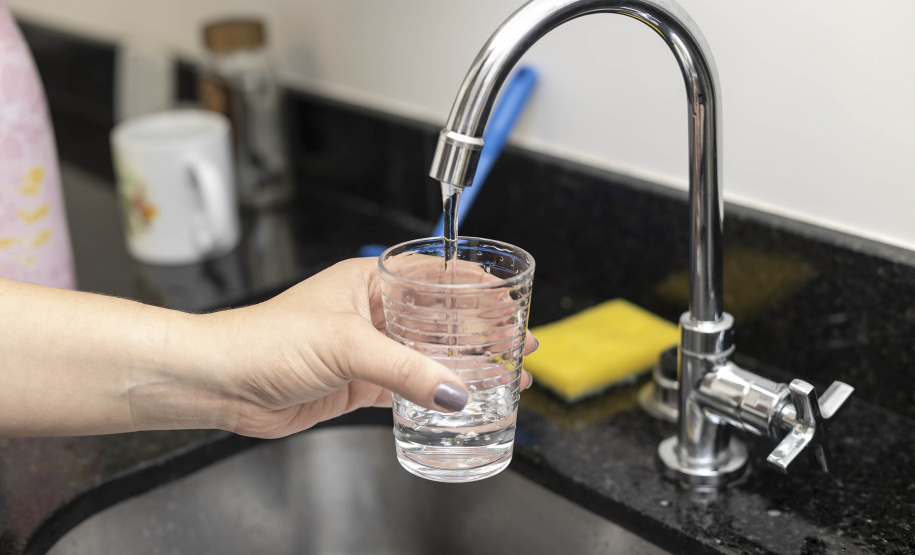 SANEPAR - Investimento em saneamento evita milhares de internações de mulheres no Paraná