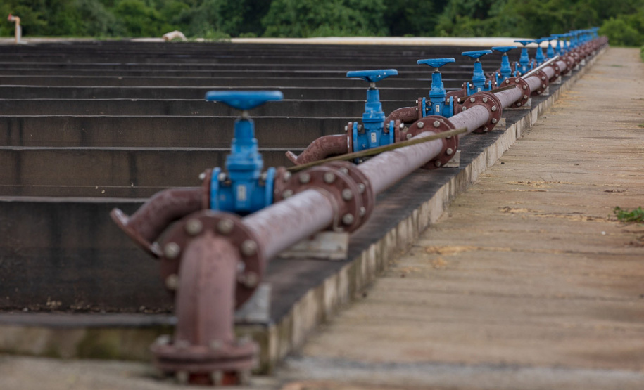 Em dois meses, Sanepar evita poluição de 80,6 bilhões de litros de esgoto