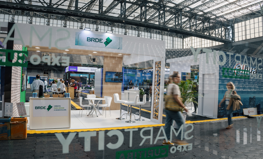 BRDE participa da Expo Smart City Curitiba e amplia atuação com prefeituras da Região Sul