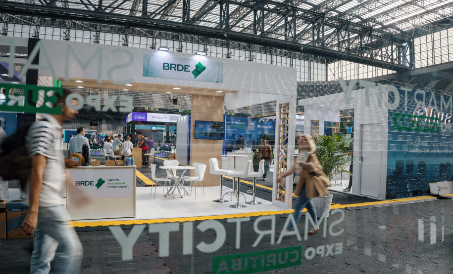 BRDE participa da Expo Smart City Curitiba e amplia atuação com prefeituras da Região Sul