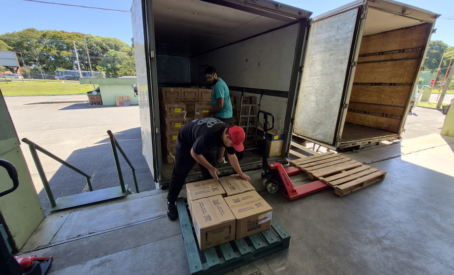 SESA - Pilar da saúde pública, Centro de Medicamentos do Paraná distribuiu mais de 443 milhões de medicamentos em 2025