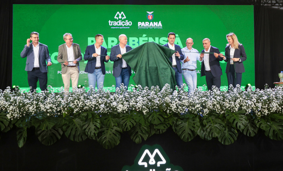 O governador Carlos Massa Ratinho Junior participa nesta quinta-feira (26), da inauguração de uma nova indústria de óleo e farelo de soja da Cooperativa Agroindustrial Tradição, em Pato Branco