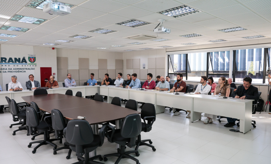 Governo do Estado assina contrato para estudos e anteprojeto do BRT Norte-Su