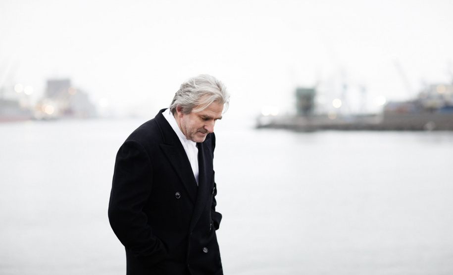 Orquestra Sinfônica do Paraná estreia novo Steinway & Sons com participação do pianista irlandês Barry Douglas