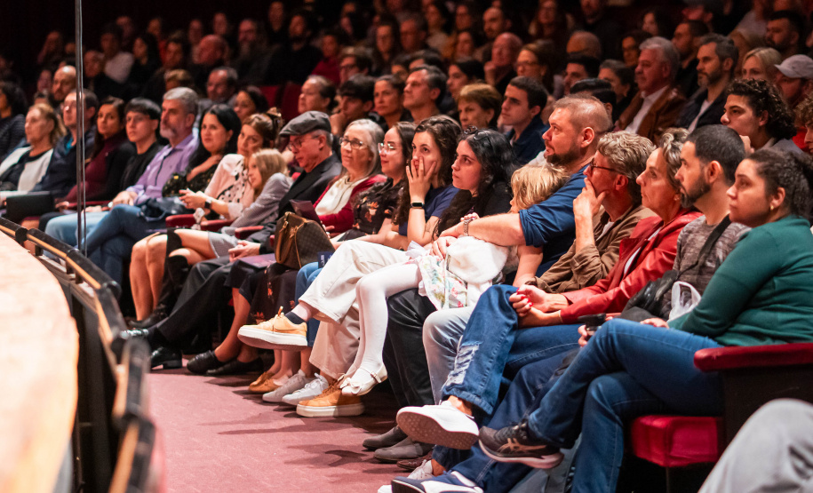 TEATRO GUAÍRA - Com novo piano e solista internacional, Orquestra Sinfônica do Paraná abre temporada 2026 no Guairão