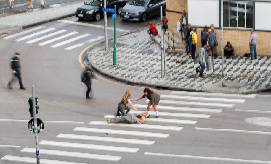CCTG - Beijo e asfalto