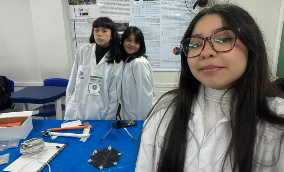 Rede de Clubes de Ciência fortalece protagonismo de meninas na pesquisa escolar