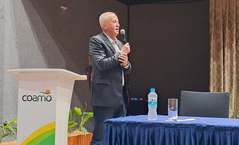 Cooperados da Ocepar conhecem o Copel Agro em Campo Mourão