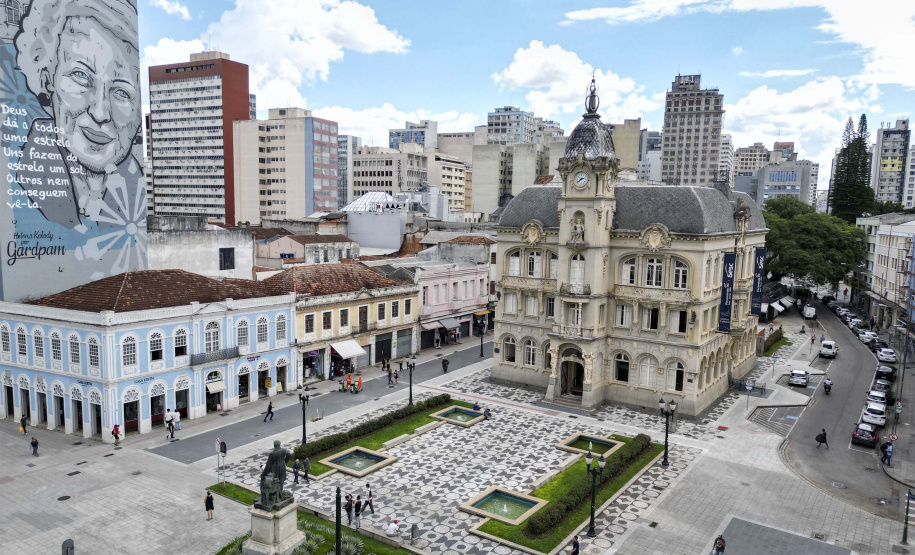 Fundo Estratégico do Paraná é destaque em evento nacional sobre fundos soberanos em Curitiba