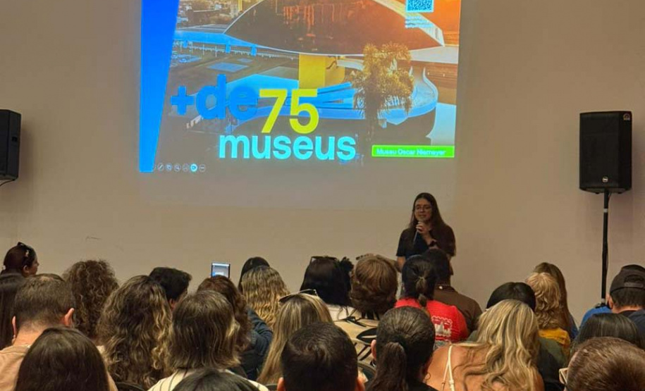 Viaje Paraná segue promovendo turismo estadual no mercado e capacita quase 100 agentes nesta terça