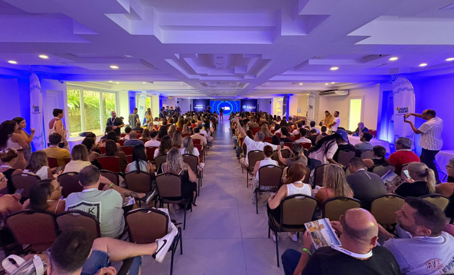 Turismo do Paraná é apresentado a 600 profissionais do setor na Bahia