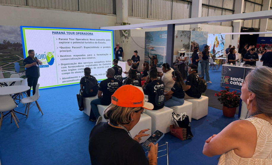 VIAJE PARANÁ - Durante evento em Gramado, Viaje Paraná conquista público com variedade e exclusividade turística