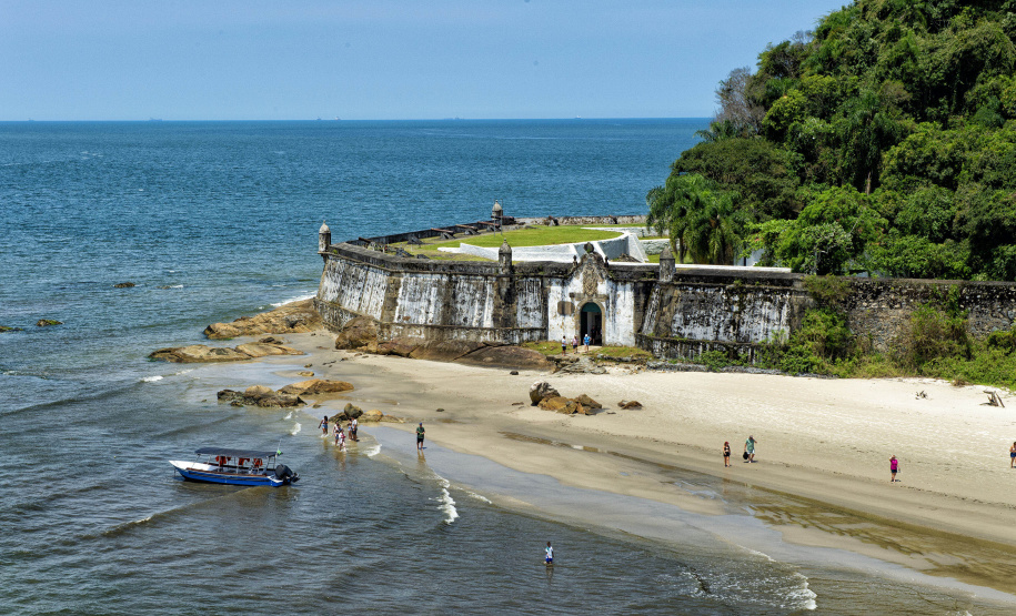 SETU - Mais de 303,9 mil turistas vindos de outros países já visitaram o Paraná em 2026
