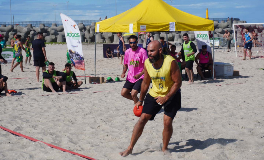 HANDEBOL DE AREIA