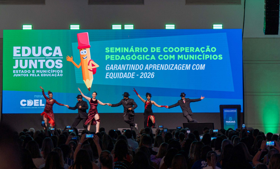 Com avanços em todas as etapas de ensino, Estado divulga resultados da Prova Paraná Mais 2025 aos municípios