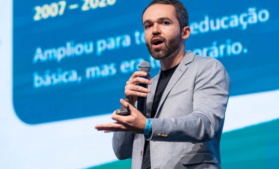 Com avanços em todas as etapas de ensino, Estado divulga resultados da Prova Paraná Mais 2025 aos municípios