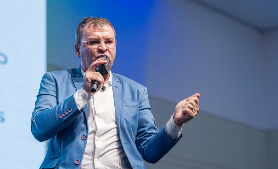 Com avanços em todas as etapas de ensino, Estado divulga resultados da Prova Paraná Mais 2025 aos municípios