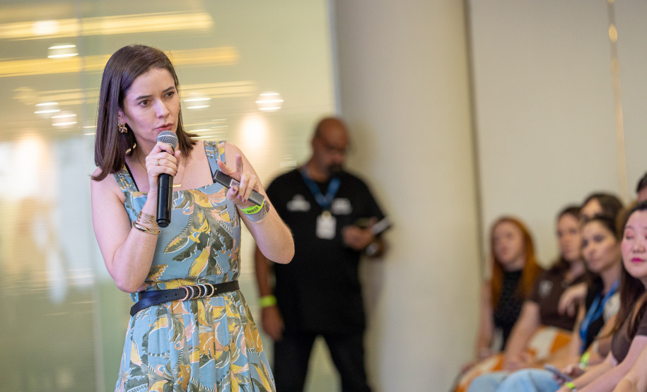 SEED - Literacia digital: Paraná reúne embaixadores para aprimorar uso de tecnologias no ensino de Matemática e Língua Portuguesa