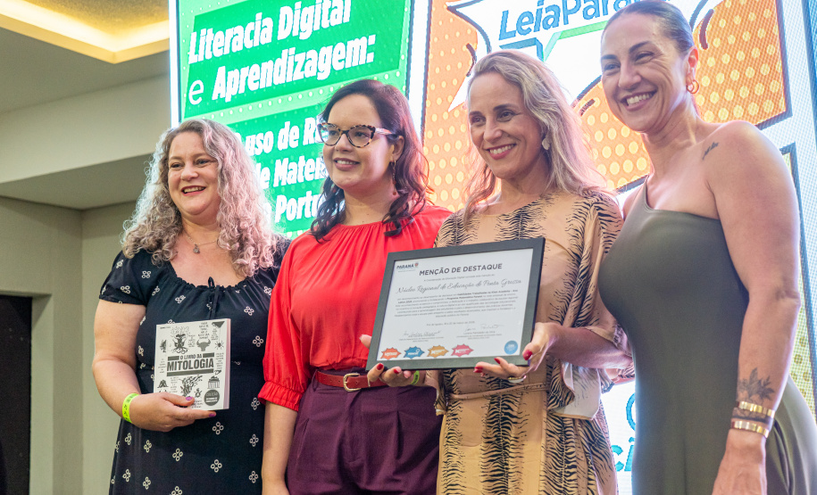 SEED - Literacia digital: Paraná reúne embaixadores para aprimorar uso de tecnologias no ensino de Matemática e Língua Portuguesa