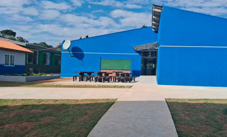 EEC Flávio dos Santos em Palmeira (depois)