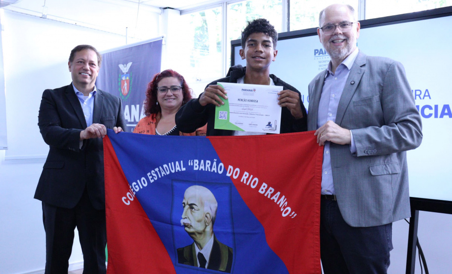 INOVAÇÃO: Paraná lidera Olimpíada Brasileira de Inovação, Ciência e Tecnologia e conquista 19 medalhas