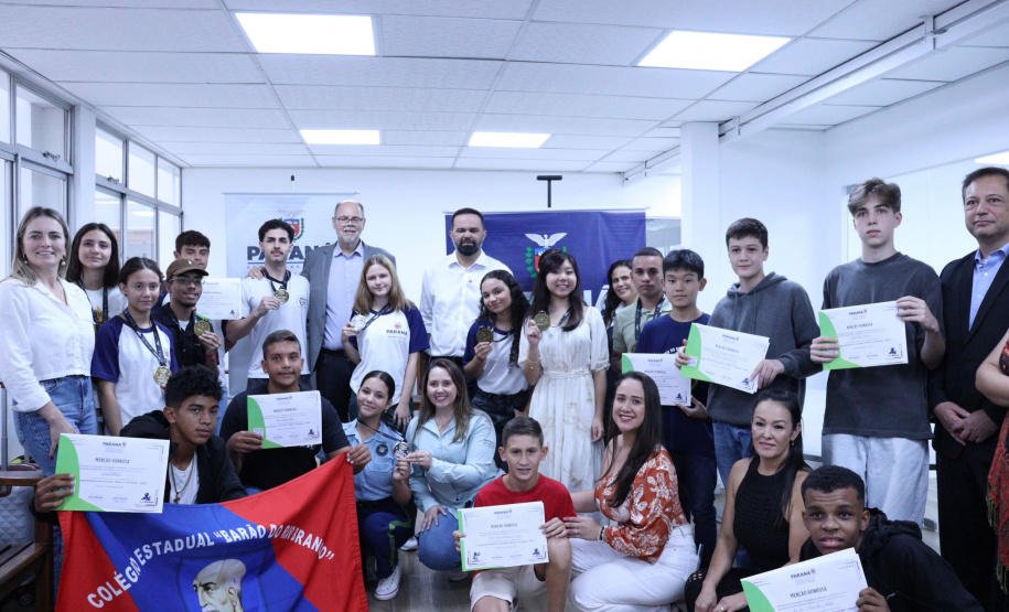 INOVAÇÃO: Paraná lidera Olimpíada Brasileira de Inovação, Ciência e Tecnologia e conquista 19 medalhas