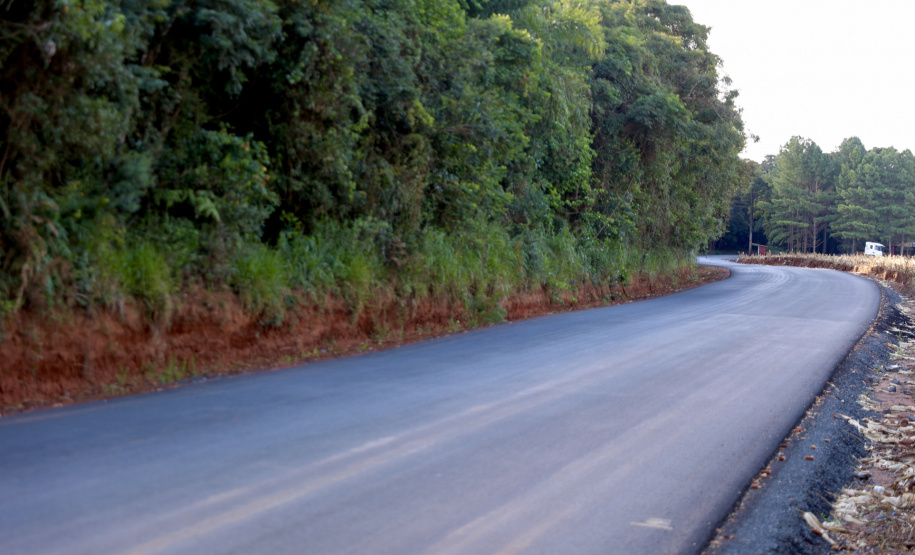 Estrada da Gruta em Teixeira Soares