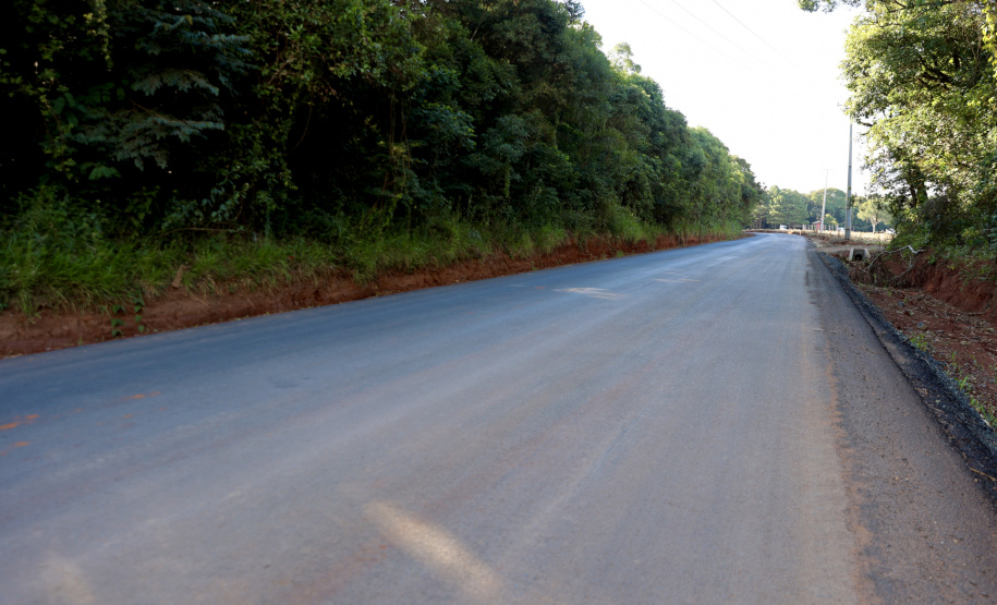 Estrada da Gruta em Teixeira Soares