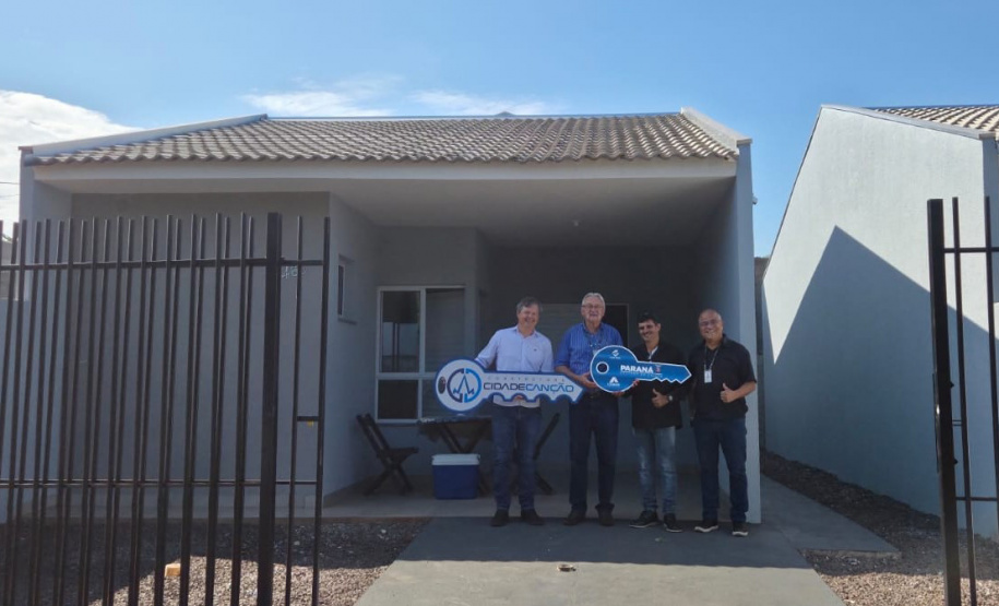 COHAPAR - Entrega Resid CCM 01 em Floresta