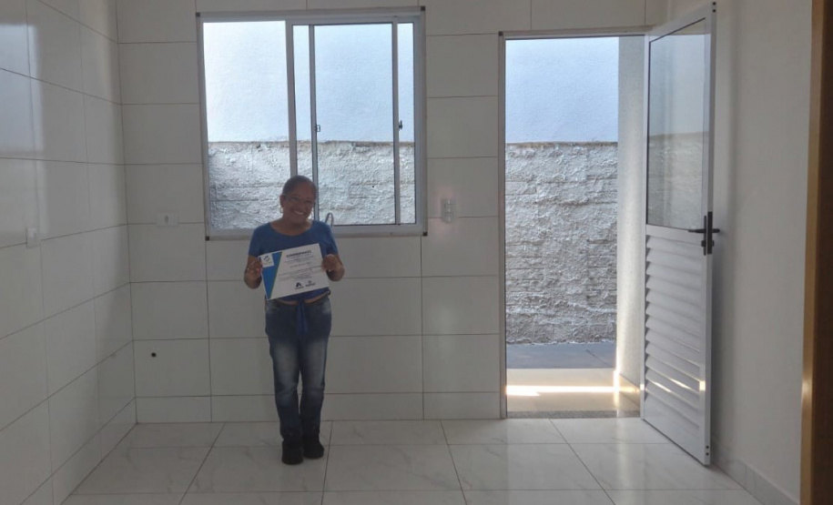 COHAPAR - Entrega Resid CCM 01 em Floresta